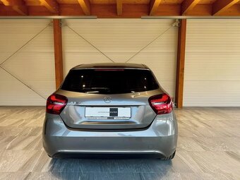 Mercedes-Benz Třídy A, 160 d - 14