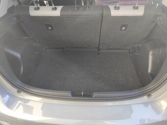 Toyota Yaris 1.5 / 82kW - 2016 - 56 000 najeto - 14