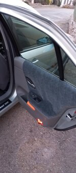Renault laguna 1.9 dci - 14