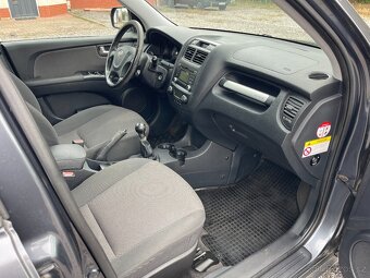 Kia Sportage II 2.0 16V 104 kW 4x4 - 14