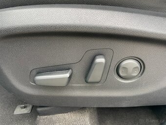 Kia Sorento III 2.2CRDi 4WD EXCLUSIVE Rebel - 14