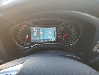 FORD S MAX 2.3 BENZÍN AUTOMATICKÁ PŘEVODOVKA 7 MÍST Model 20 - 14