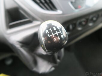 Ford Tourneo Custom 2.2 TDCi LONG L2 TITANIUM 8-MÍST CZ - 14