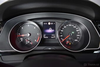 Volkswagen Passat 2.0 TDI 140kW DSG 4x4 TAŽNÉ DPH - 14