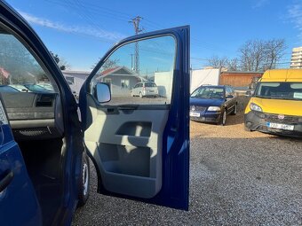 Volkswagen Caravelle, 2.5TDI 96KW8MIST - 14