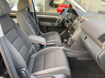 VOLKSWAGEN TOURAN DSG 2,0TDi 5míst záruka km - 14