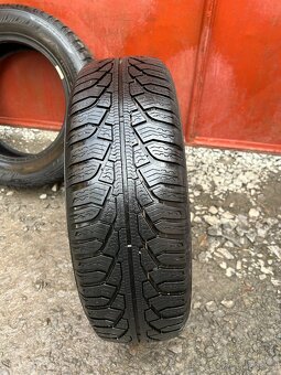 Prodám gumy 185/65/15. - 14