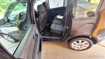 Škoda Roomster 1.6TDI výborný stav,Servisní knížka 1majitel - 14