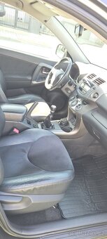 Toyota Rav4 2.2 D-D4 r.v.2011 - 14