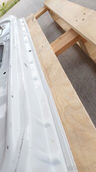 Suzuki Jimny – Dveře kufru a sklo - 14