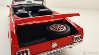 1:18 FORD MUSTANG CABRIO 1965 - 14
