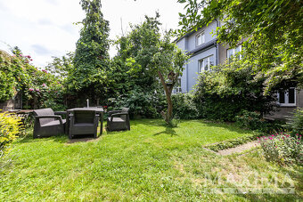 Dům 6 a více o ploše 390 m2 - Praha, Kobylisy - 14