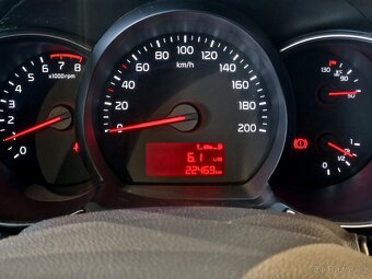 Kia Picanto 1.0i 48KW ČR Klima 22469KM REZERVOVÁNO - 14