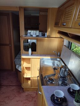 PRODAM OBYTNY KARAVAN  LMC450,M.2001. - 14