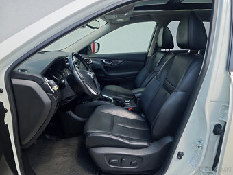 Nissan X-Trail 1.6 dCi 4x4 Tekna Panorama 360° - 14