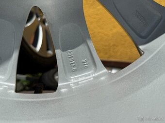 Alu kola 5x112 r17 Škoda Venus + letní pneu 225/45/17 Dunlop - 14