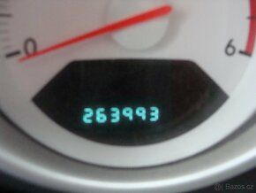 Dodge Caliber, 2.0 CRDi,klima,tažné zařízení - 14