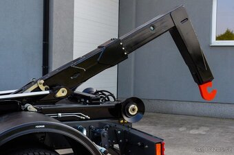 MERCEDES 1622 NOVÝ HÁKOVÝ NOSIČ KONTEJNERŮ HYDRAULICKÁ RUKA - 14