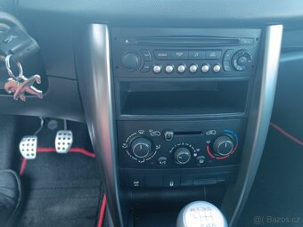 Peugeot 207 CC 1,6 VTi 115Kw, rok 2011, 1. majitel - 14