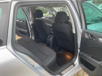 Škoda Superb 2 combi 2,0 TDi 103kw DSG - 14