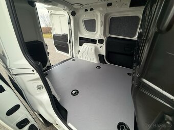 Opel Combo 1,3CDTi 90 k 2,4 t L1H1 perfektní užitkový vůz - 14