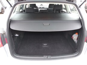VOLKSWAGEN PASSAT VARIANT 2.0 TDI DSG COMFORTLINE SERVISKA - 14