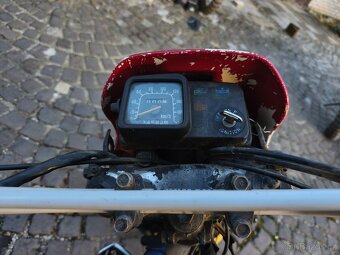 Suzuki DR 600 bez tp - 14