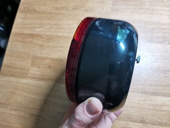 B16 Zetor Avia Liaz Tatra vlek zadní světlo PAL - 14