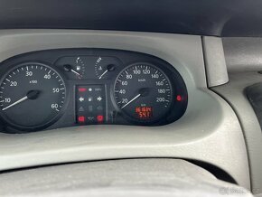 Renault Trafic 2002 - 14