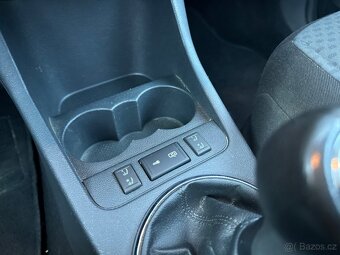 Škoda Fabia II 1.2 TSI / 63kW / 2011 /  DIGI KLIMA / SENZORY - 14