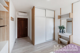 Dům 6 a více o ploše 294 m2 - Úvaly, Úvaly - 14