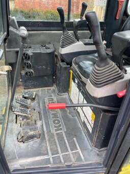 Komatsu PC 18MR-3 - 14