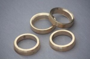 Originální nové náhradní díly z vojenského depozitu MW750 - 14