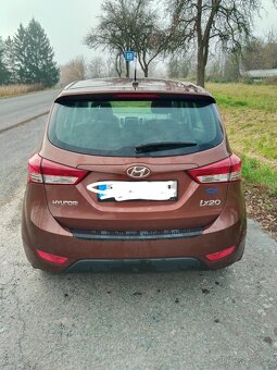 Hyundai IX20 - 14