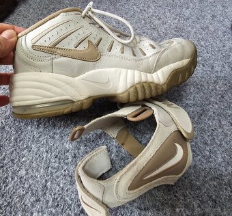 ADIDAS X SONG FOR THE MUTE SHADOWTURF vel.44 - 14