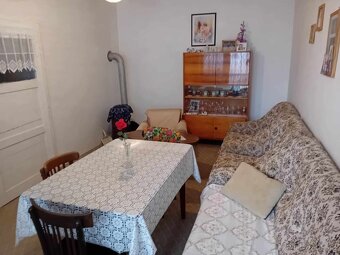 Rodinný dům se zahradou v obci Litobratřice - 14