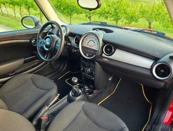 Mini One 1.6 16V 55KW/75 koní R.V.02/2013 - 14