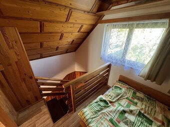 Chata v přírodě z roku 2000, Šárovcova Lhota – Libín, pozeme - 14