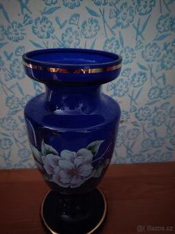 Prodám velkou modrou skleněnou vázu - 14