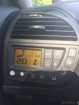 Citroen C4 grand Picasso - 14