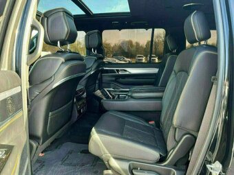 2022 Jeep Grand Wagoneer Series III 4WD 6.4 - 14