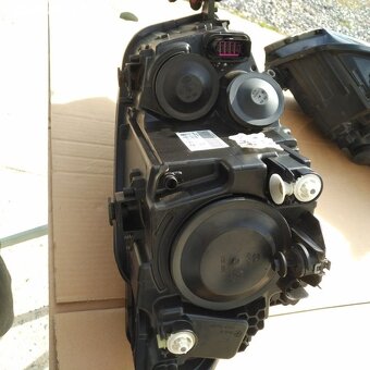 predni svetlo vw caddy 15- pravy levy - 14
