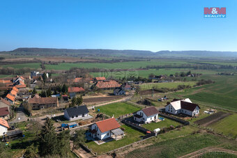 Prodej stavebního pozemku, 895 m², Povlčín - 14