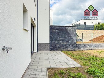 RD, dispozice 4+kk, plocha 160 m2, novostavba, garáž, zahrad - 14