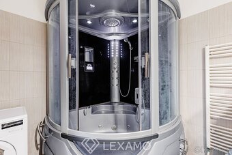 Prodej rodinného domu 416 m² - Hevlín, ev.č. 00285 - 14