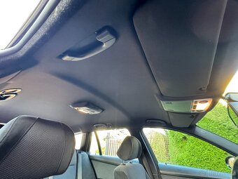 BMW E91 x-drive , 330d - nadstandartní výbava - 14