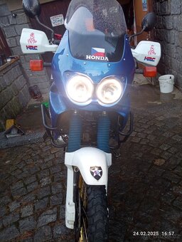 Prodám Honda Africa twin 750 XRV - 14