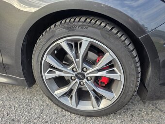 Ford Mondeo Hybrid - 14
