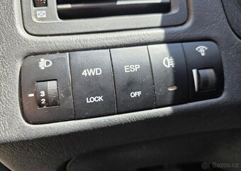 Hyundai Tucson 2.0-4x4-TAŽNÉ 1,6t-NÍZKÉ KM - 14