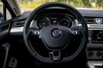 Volkswagen Passat Variant 2.0 TDI DSG - 14